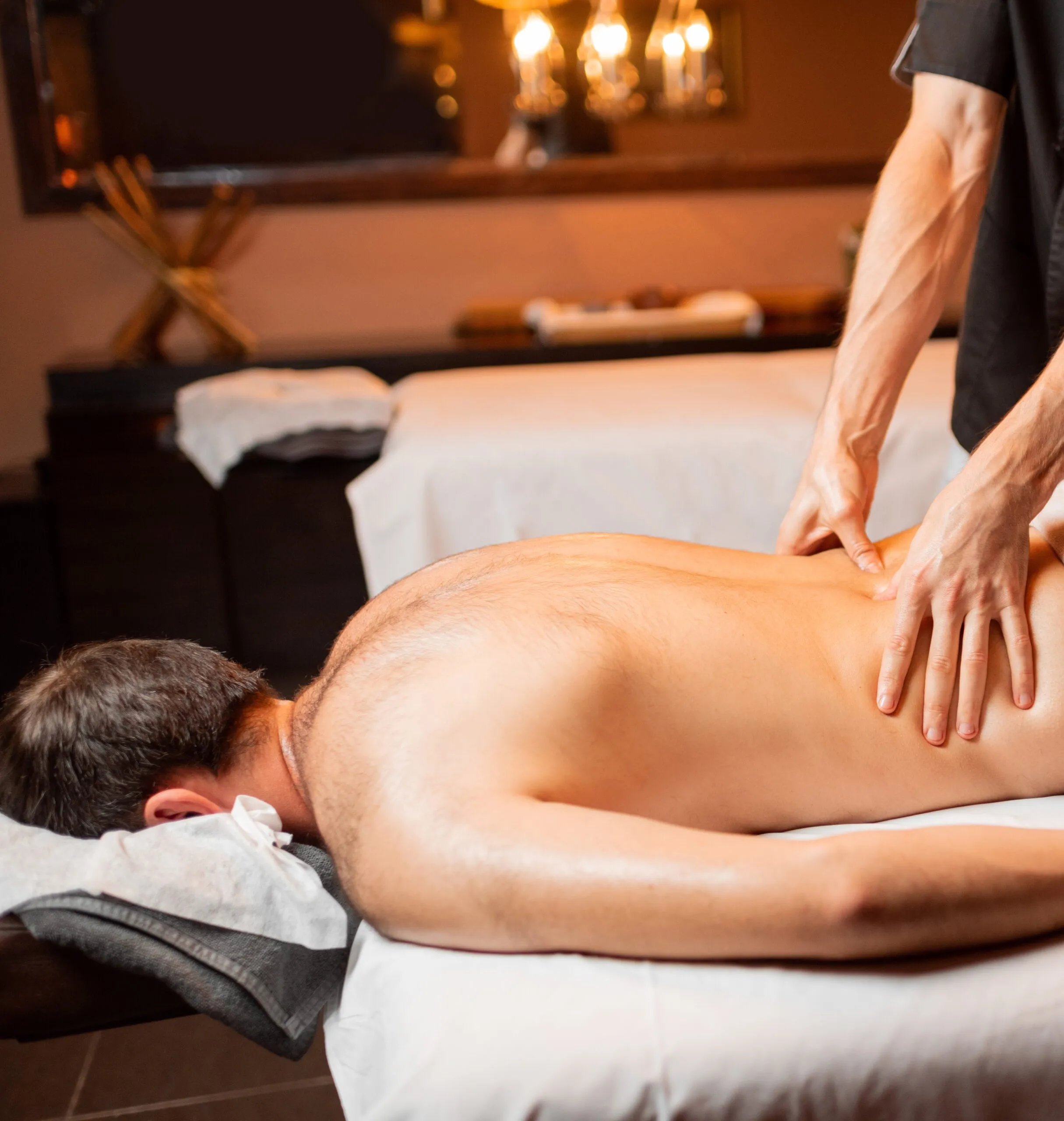 Lomi Lomi Nui Massage mit warmem Kokosöl